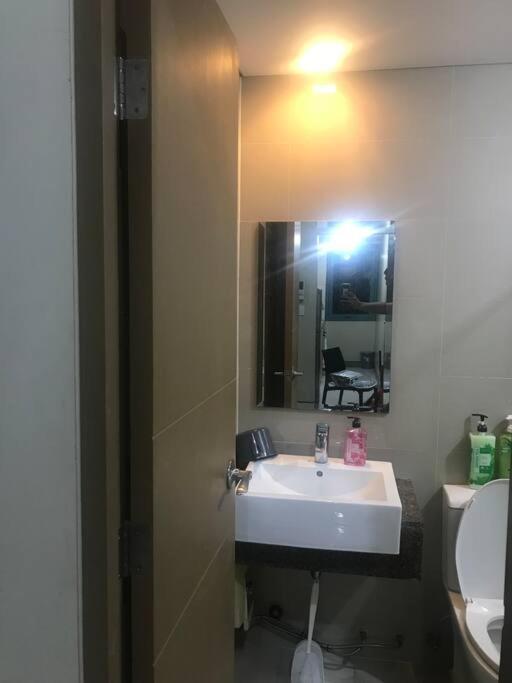 מנילה Lovely 2 Bed Room Condo Infront Of Naia Terminal 3 מראה חיצוני תמונה